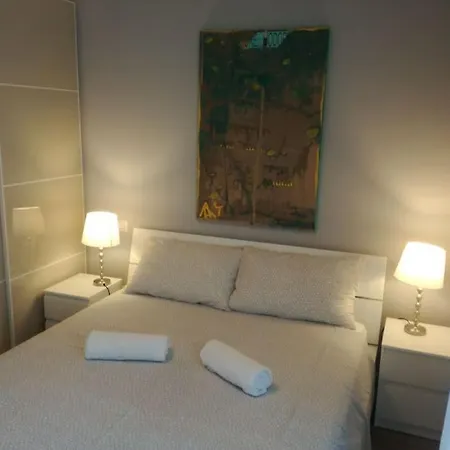 Mm3/repubblica, 2 Min. Da Staz. Apartmán *